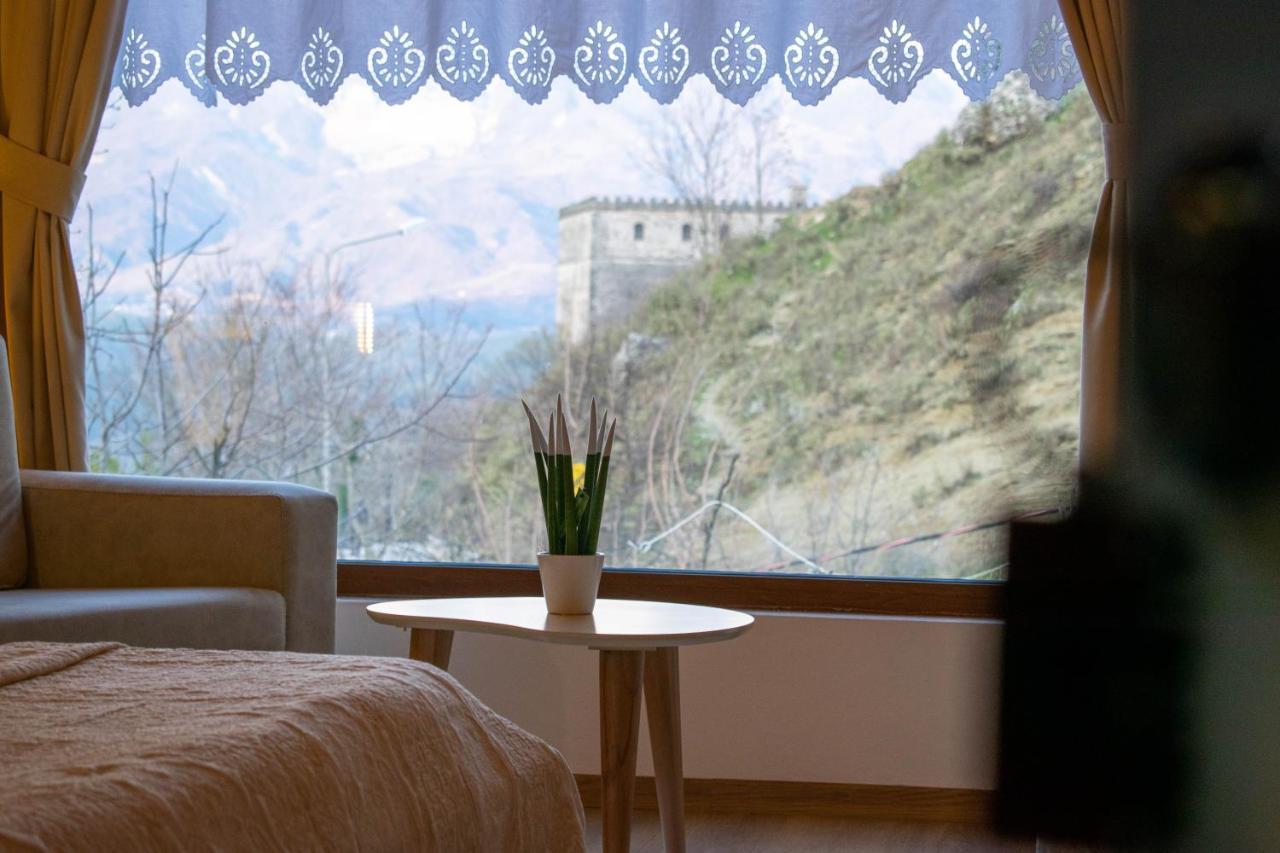 Te Kalaja Rooms Гирокастра Экстерьер фото